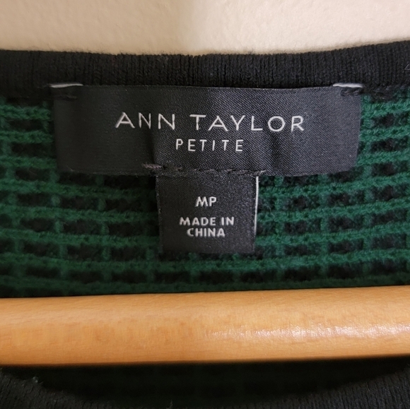 Ann Taylor | Petite Green Black Peplum Tank Top Size Medium petite MP - Picture 4 of 4